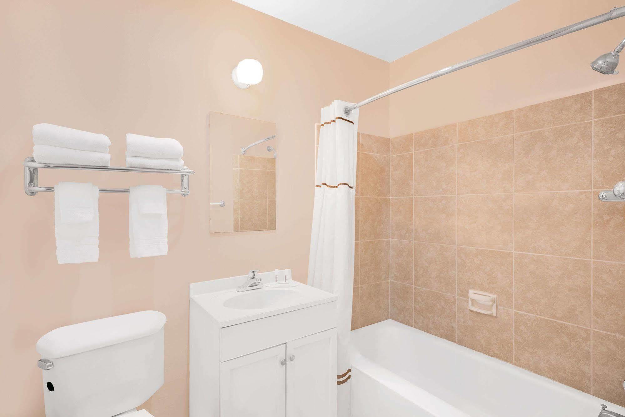 Knights Inn & Suites Pecos Extérieur photo