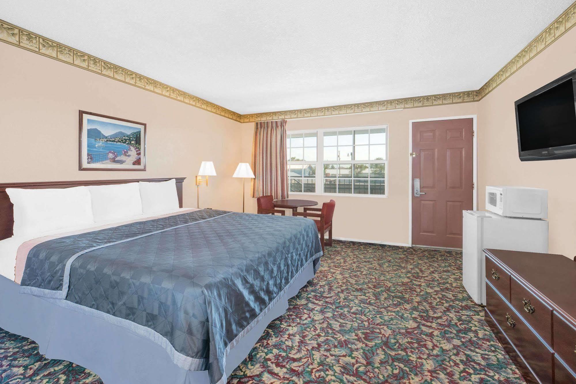 Knights Inn & Suites Pecos Extérieur photo